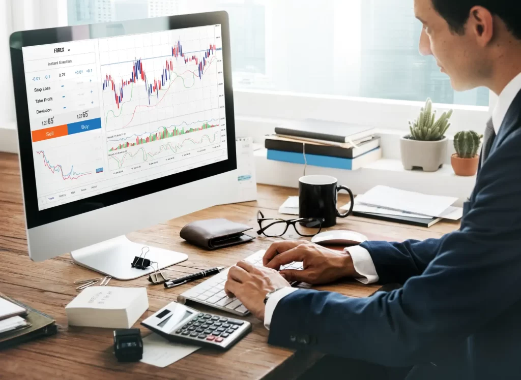 A forex trader is practicing trading - Trading Psychology Tip